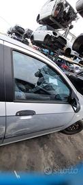 HYUNDAI GETZ 2005 - PORTA ANTERIORE DESTRO
