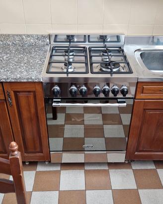 Forno a gas con fornelli