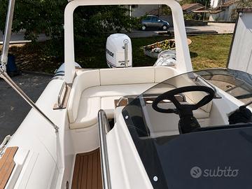 RIB 760 Luxury 2024 Evinrude 200 CV