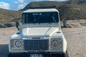 LAND ROVER Defender - 2004