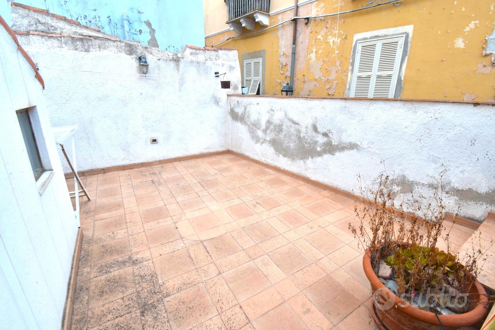 Appartamento storico con terrazzo Carloforte - Vista 5