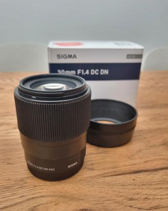 Sigma 30mm F1.4 DC DN per Sony E Mount