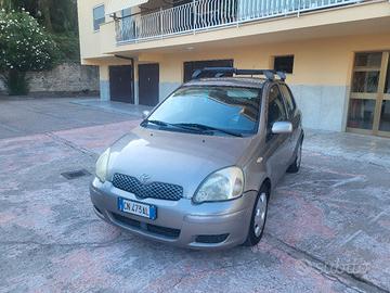 Toyota Yaris 1300 benzina
