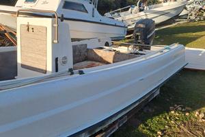 IMBARCAZIONE BOSTON WHALER 6.50