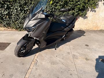 Yamaha X-Max300 2020