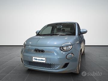 FIAT 500e Cabrio Icon +
