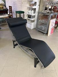 Chaise longue