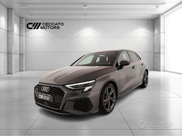 Audi A3 Sportback 40 2.0 tfsi S line Edition quatt