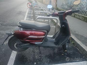 Scooter velocifero Tennis E L3
