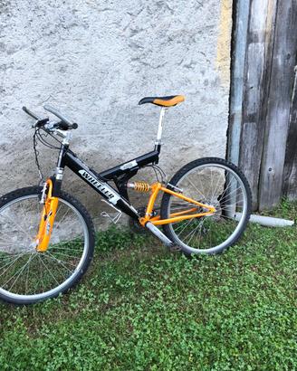 Mtb biammortizzata 26'