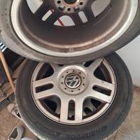 4 gomme hankook 205 55 16 su cerchio in lega vw