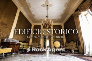 Appartamento di 163 m² con 5 locali a Catanzaro