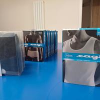 uomo cagi canote spalla larga e slip classici 