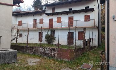 Casa a Valle di Faedis