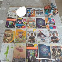 Lotto 18 Giochi Wii e 5 Personaggi Skylanders 