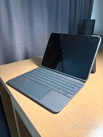 Logitech combo touch ipad 11” condizioni ottime