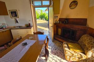 CASA INDIPENDENTE A ROCCABASCERANA