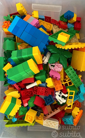 Lego DUPLO 6Kg 50€. 1Kg 12€