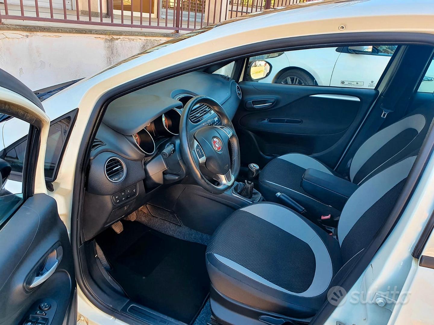 Fiat Punto 2015 photo 5