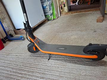 monopattino elettrico ekiscooter nineboot Segway c