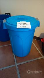 Bidone con coperchio 
