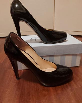 Décolleté Roberto Festa vernice nero tacco 8  n.38