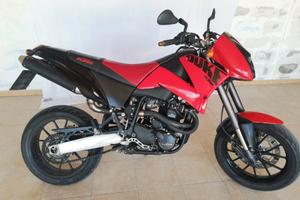 ktm duke II patente A2