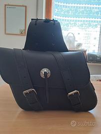 Borse laterali in pelle da moto Custom + borsello