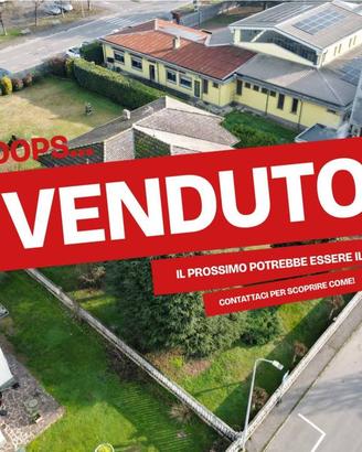 Villa di 224 m² con 5 locali e box auto doppio a B