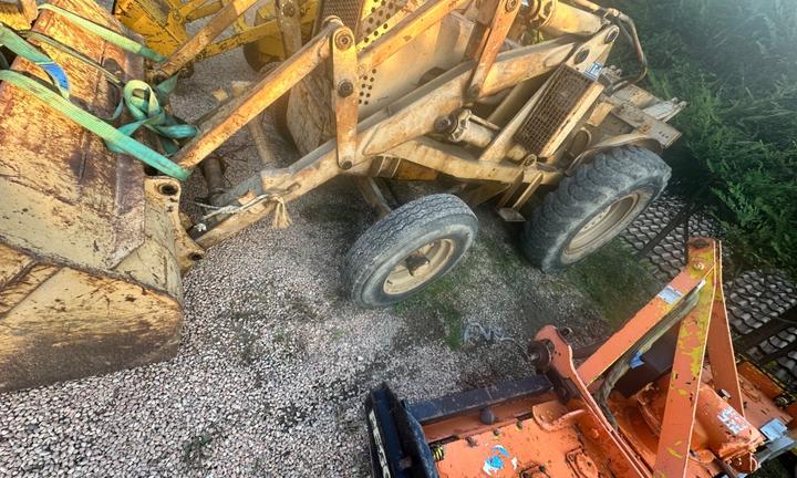 pala gommata terna ruspa con forche benna Forchino