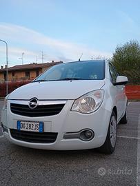 Opel Agila Bianca