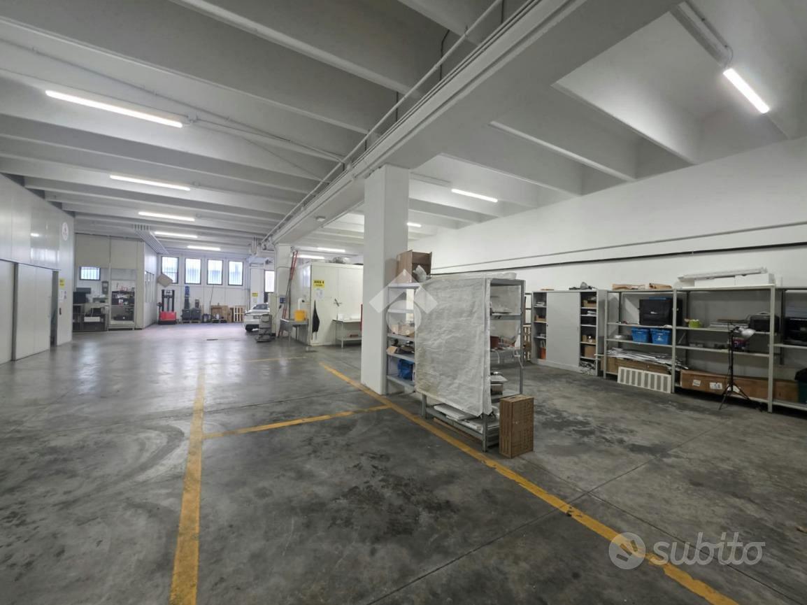 MAGAZZINO A BRESCIA