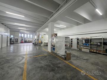 MAGAZZINO A BRESCIA