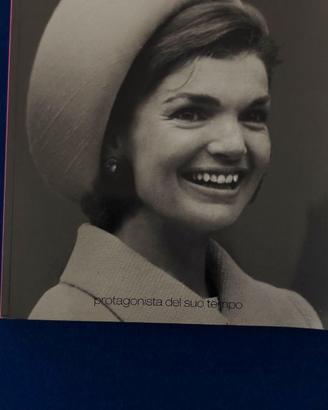 BiografiaJACKIE KENNEDY Protagonista del suo tempo