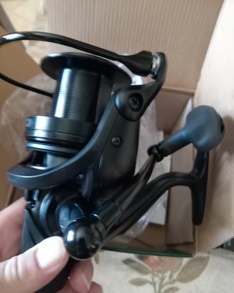 mulinello daiwa emblem 35 scw 5000ld  qd