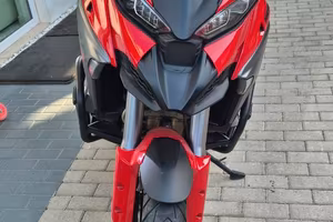 Stupenda Ducati V4 S