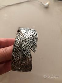 Bracciale in metallo