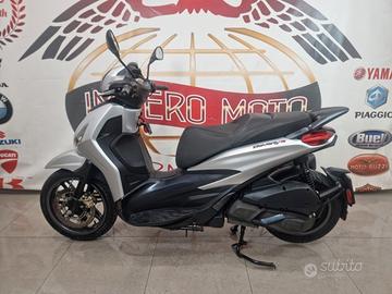 Piaggio Beverly 300 S Argento Cometa usato, 31.220