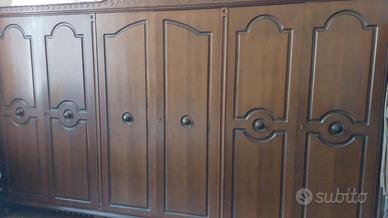 Camera matrimoniale in legno massiccio