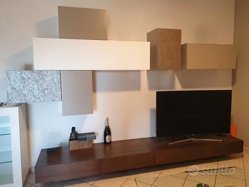 Parete attrezzata modulare PRESOTTO