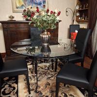 tavolo in ferro battuto e cristallo con  n.6 sedie