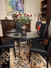 tavolo in ferro battuto e cristallo con  n.6 sedie