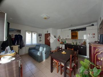 4 LOCALI A SAN COLOMBANO CERTENOLI