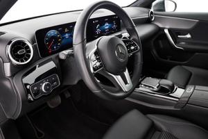 Mercedes benz a V177