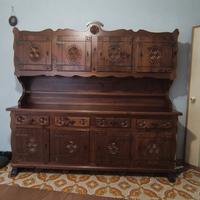 Mobile in legno massello stile rustico