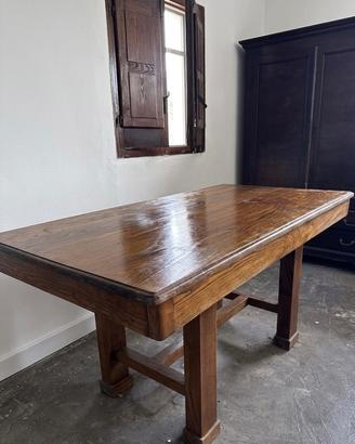 Tavolo grande, antico, in legno. primi 900