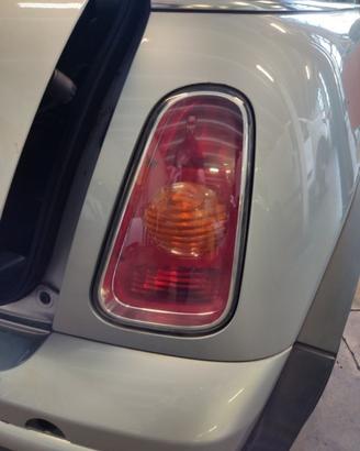 Fanale posteriore destro MINI COOPER del 2003