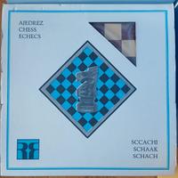 Scacchiera + set scacchi in ceramica di Marostica