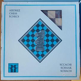 Scacchiera + set scacchi in ceramica di Marostica