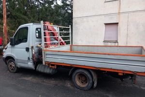 Iveco daily 35c11 gru e cassone fisso